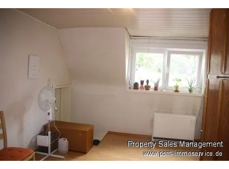 Zimmer im Obergeschoss.png