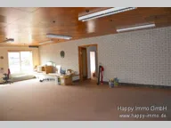 Titelbild für Die Büroetage umfasst das Erdgeschoss in einem gepflegten Bürohaus und