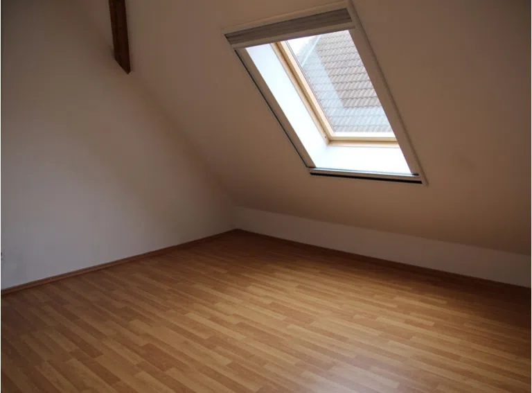 Schlafzimmer neben Duschbad